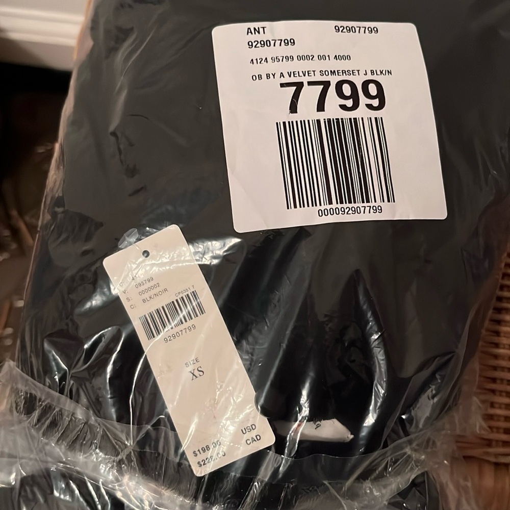 Anthropologie The Somerset Velvet Edition Size XS NWT - Picture 7 of 16